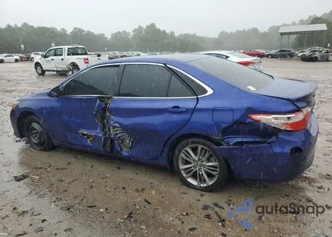 2015 Toyota Camry Le z USA, uszkodzony, nr VIN 4T1BF1FK1FU983984